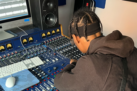 Students-Studio-3